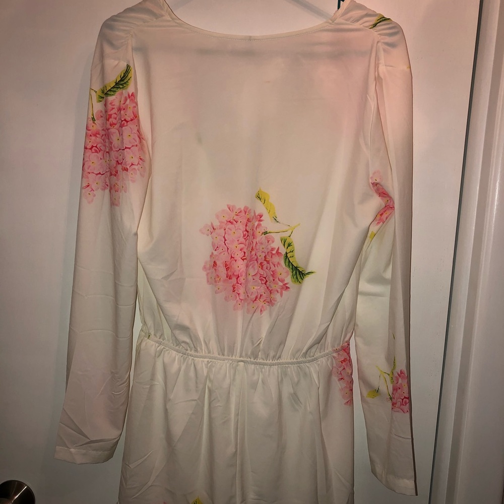 White Flower Romper - Picture 2 of 4